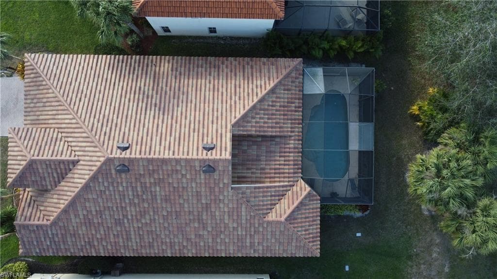 9115 Estero River Cir, Estero, FL 33928-3