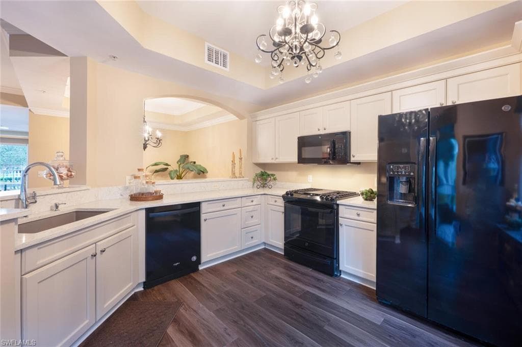 1878 Tarpon Bay Dr S 205, Naples, FL 34119-9