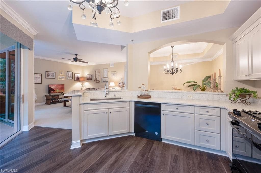 1878 Tarpon Bay Dr S 205, Naples, FL 34119-10