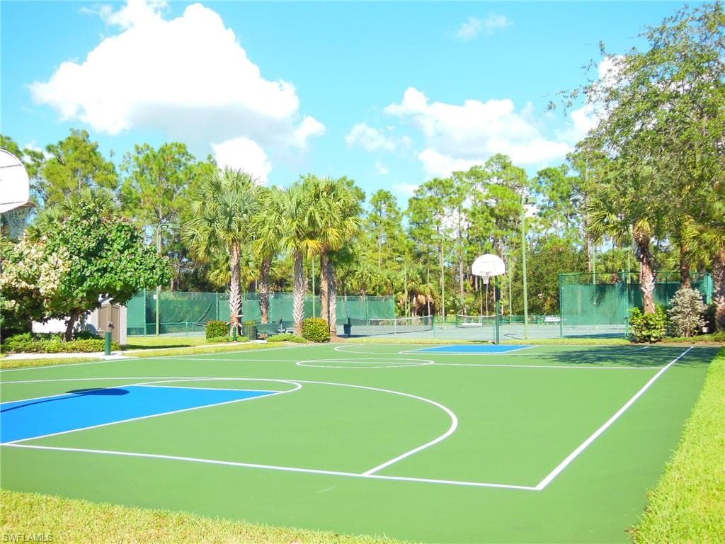 1878 Tarpon Bay Dr S 205, Naples, FL 34119-27