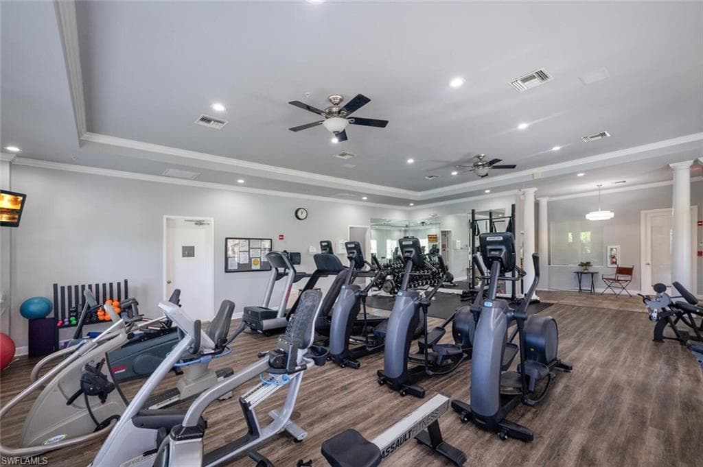 1878 Tarpon Bay Dr S 205, Naples, FL 34119-29