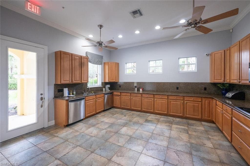 1878 Tarpon Bay Dr S 205, Naples, FL 34119-35