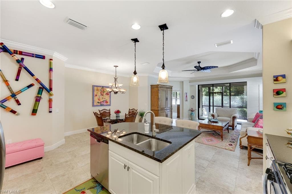 10069 Antori Dr, Estero, FL 33928-8