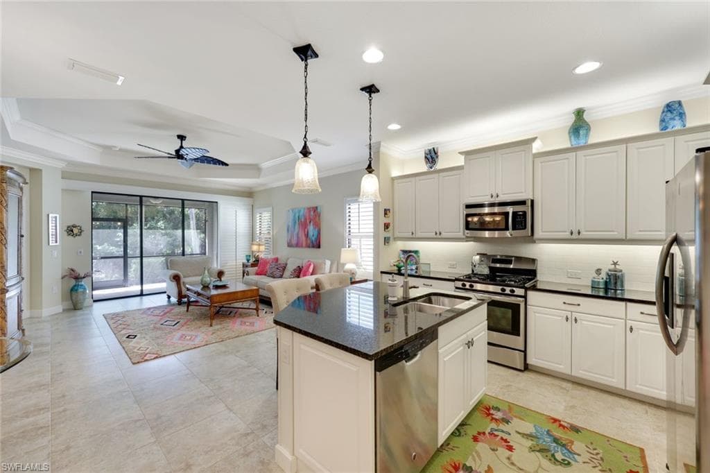10069 Antori Dr, Estero, FL 33928-6