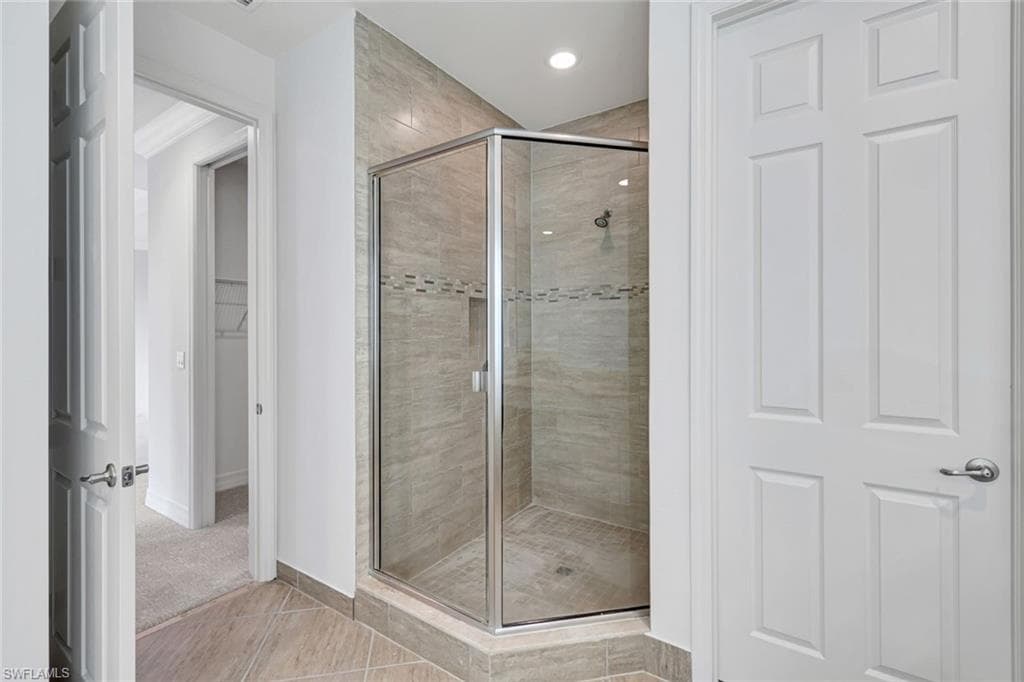 3430 Tigris Ln, Naples, FL 34119-24