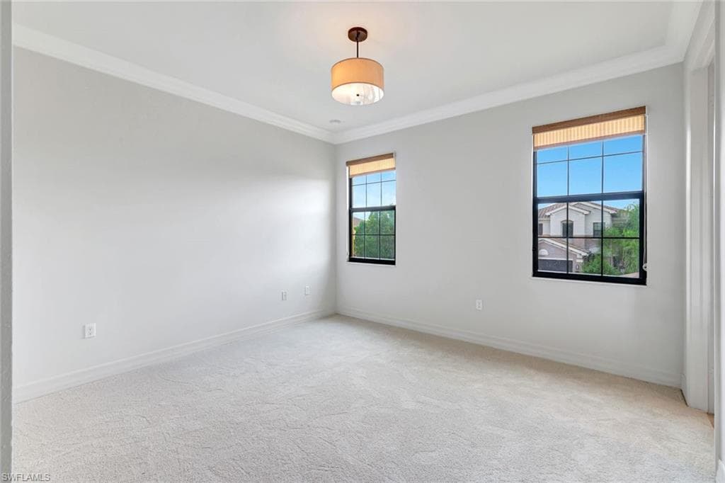 3430 Tigris Ln, Naples, FL 34119-28