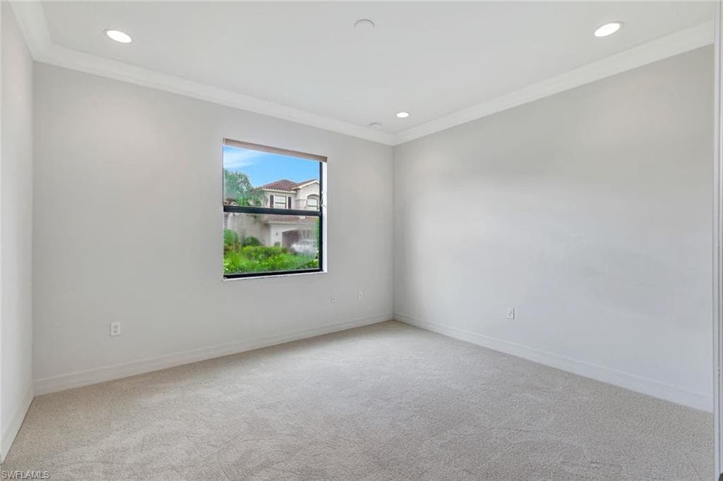 3430 Tigris Ln, Naples, FL 34119-32