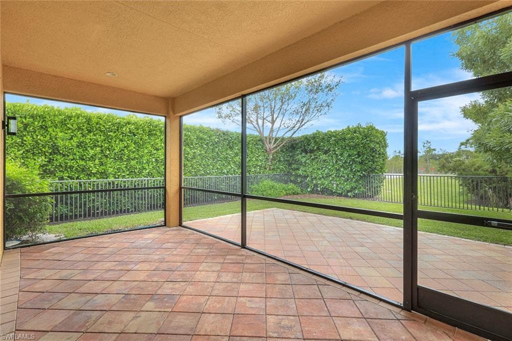 3430 Tigris Ln, Naples, FL 34119-35