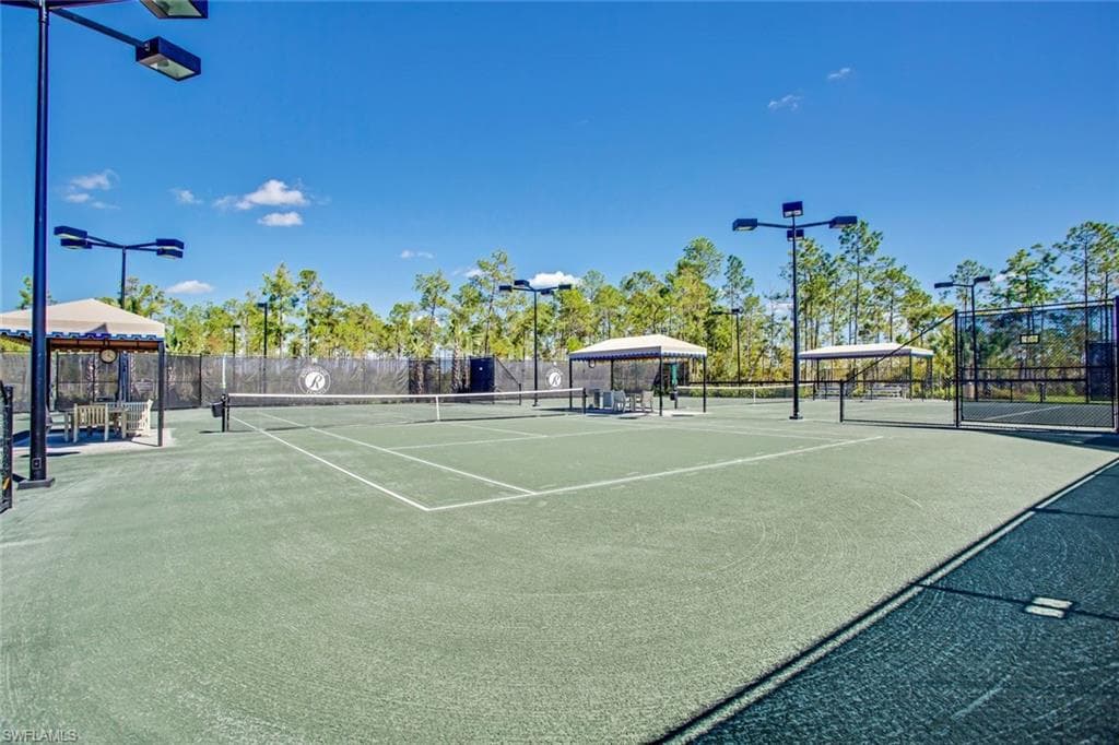 3430 Tigris Ln, Naples, FL 34119-45