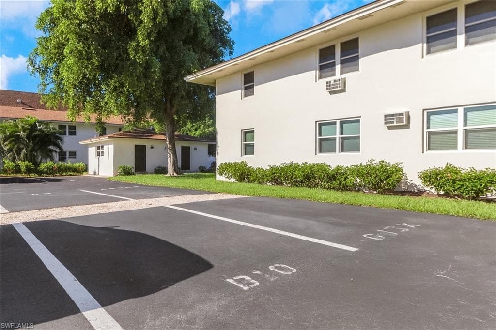 235 Seaview Ct B10, Marco Island, FL 34145-36