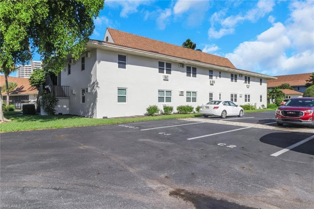 235 Seaview Ct B10, Marco Island, FL 34145-37