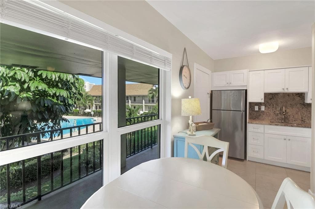 235 Seaview Ct B10, Marco Island, FL 34145-2