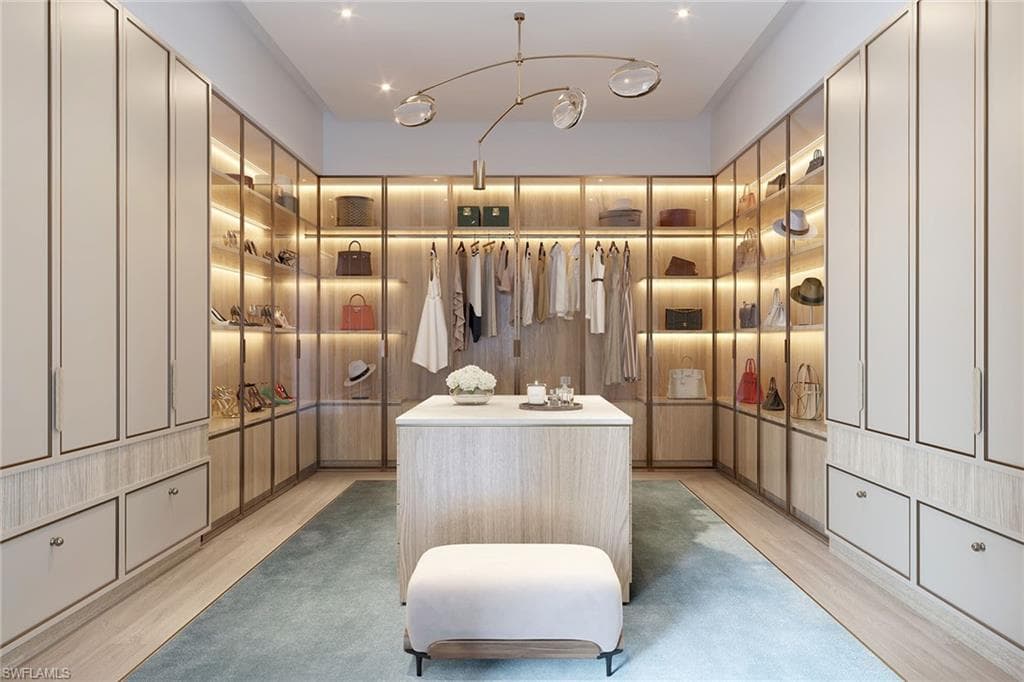 1121 Gulf Shore Blvd N 3n, Naples, FL 34102-9