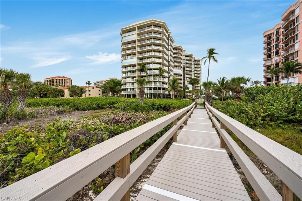 520 Collier Blvd 206, Marco Island, FL 34145-30