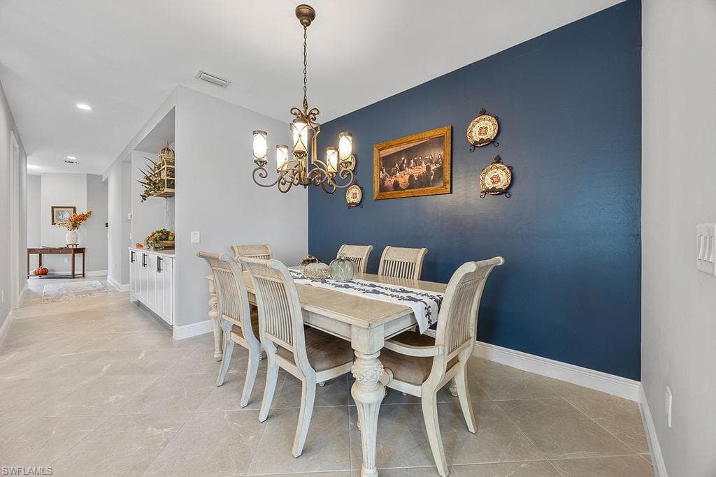 4584 Centaurus Cir, Naples, FL 34120-20