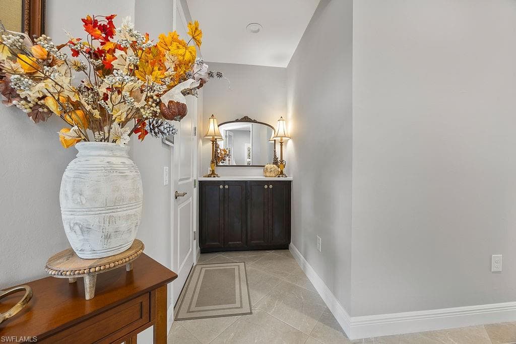 4584 Centaurus Cir, Naples, FL 34120-5