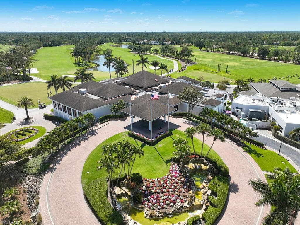 114 Amblewood Ln 9-903, Naples, FL 34105-22