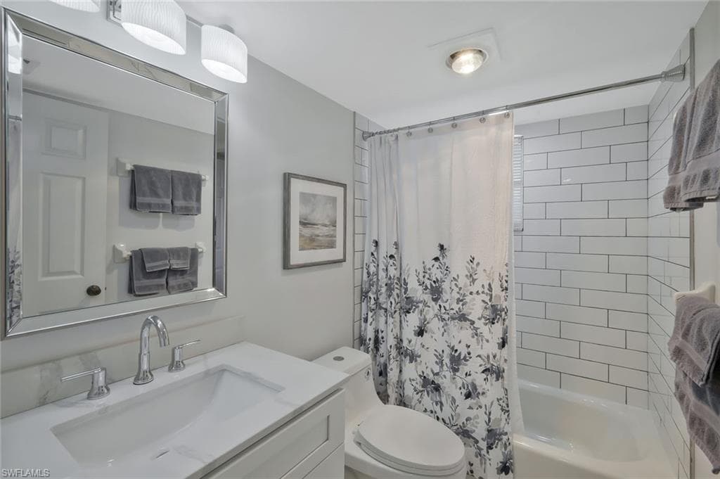 4121 Lake Forest Dr W 711, Bonita Springs, FL 34134-20