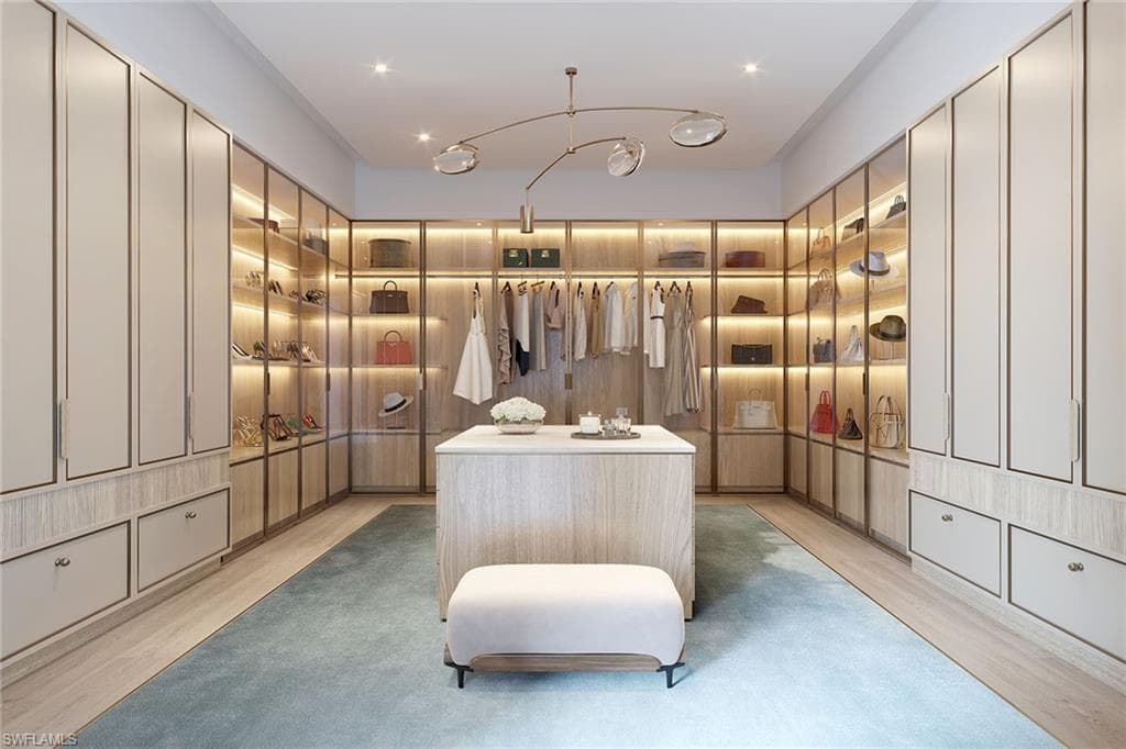 1121 Gulf Shore Blvd N 6n, Naples, FL 34102-9