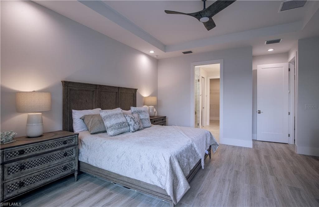 662 105th Ave N, Naples, FL 34108-15