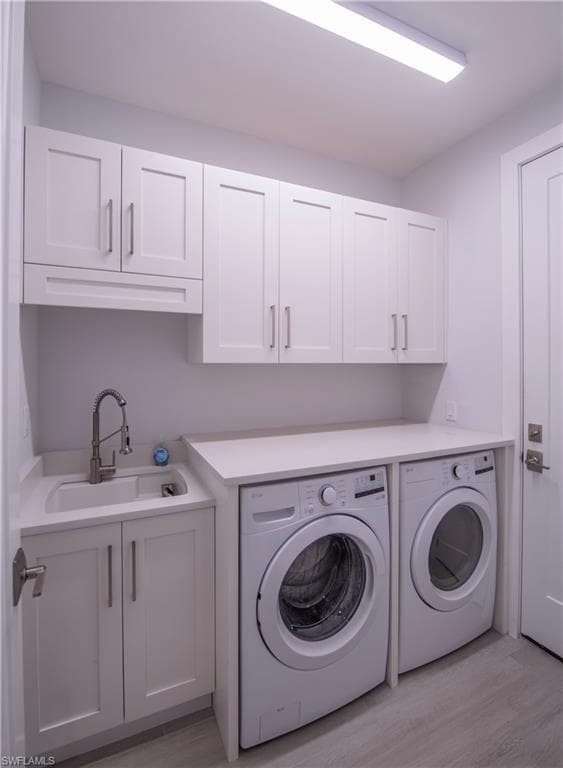 662 105th Ave N, Naples, FL 34108-21