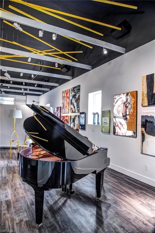 5880 Shirley St 208, Naples, FL 34109-8