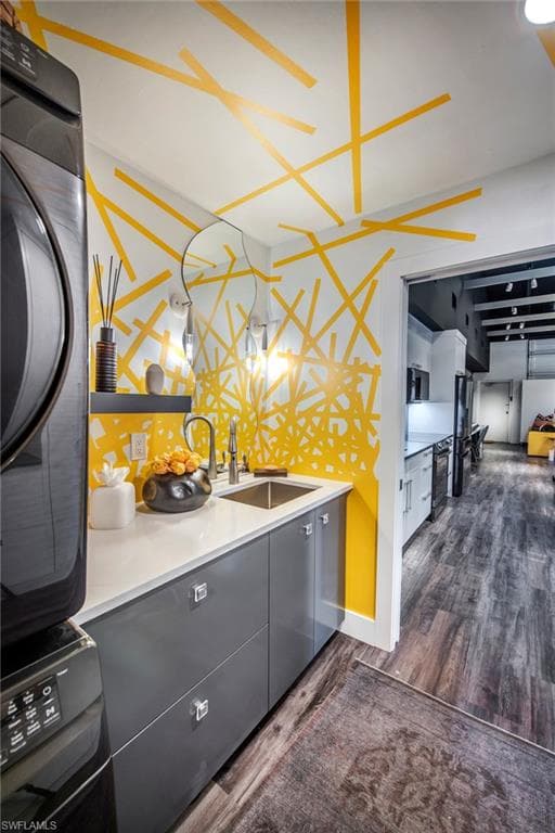 5880 Shirley St 208, Naples, FL 34109-16