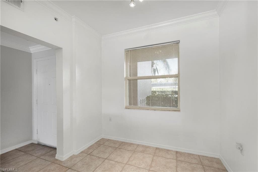 8550 Kingbird Loop 615, Estero, FL 33967-26