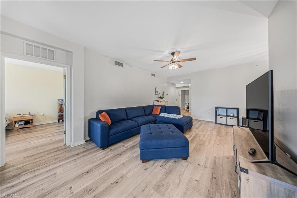 1350 Henley St 1503, Naples, FL 34105-13