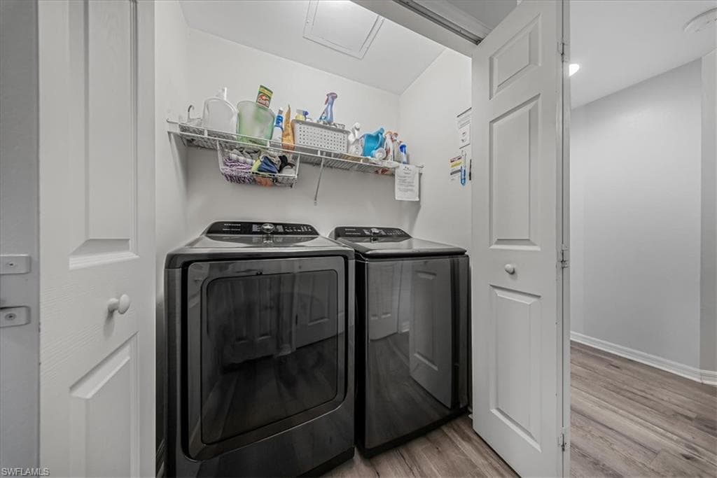 1350 Henley St 1503, Naples, FL 34105-22