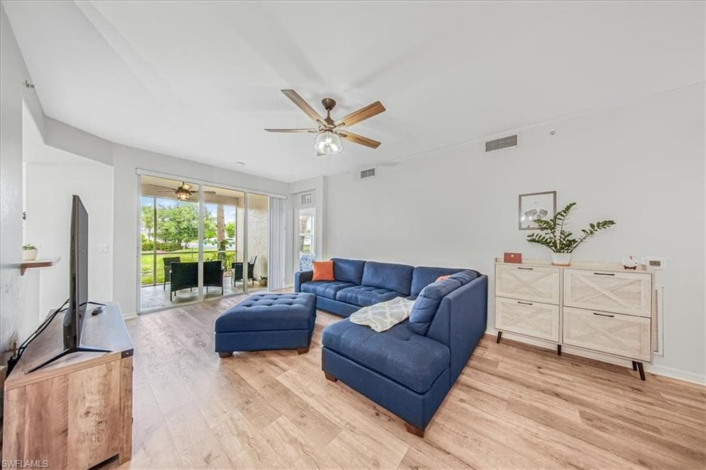 1350 Henley St 1503, Naples, FL 34105-4