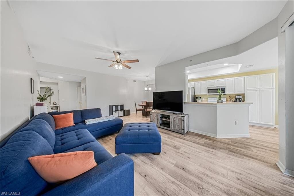 1350 Henley St 1503, Naples, FL 34105-5