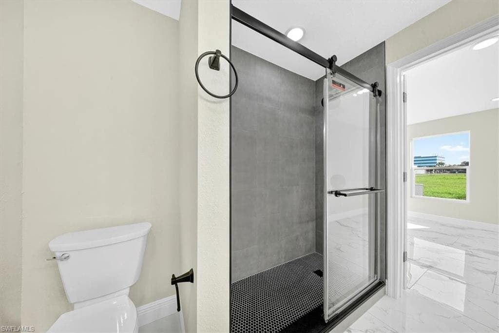 1436 25th Ter, Cape Coral, FL 33904-19