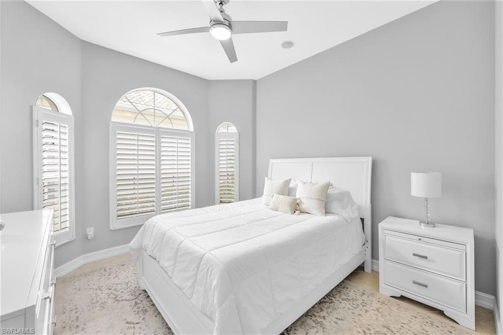 3126 Santorini Ct, Naples, FL 34119-18