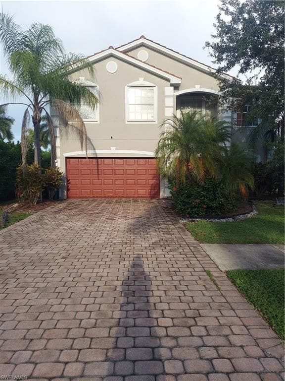 2876 Blossom Ct, Naples, FL 34120-1