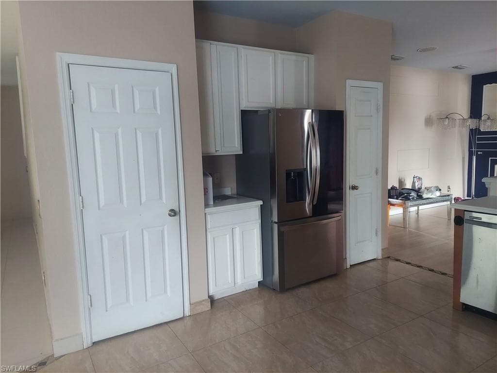 2876 Blossom Ct, Naples, FL 34120-7