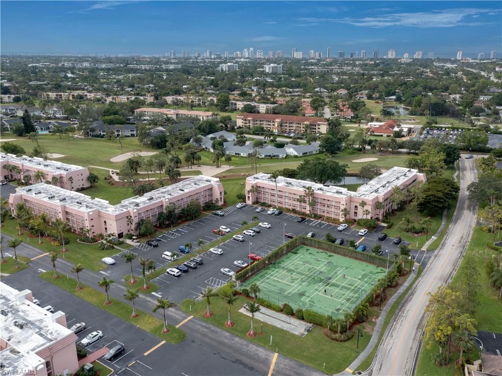 180 Turtle Lake Ct 209, Naples, FL 34105-15
