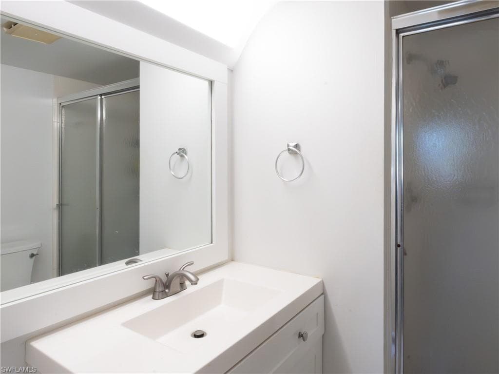 180 Turtle Lake Ct 209, Naples, FL 34105-6