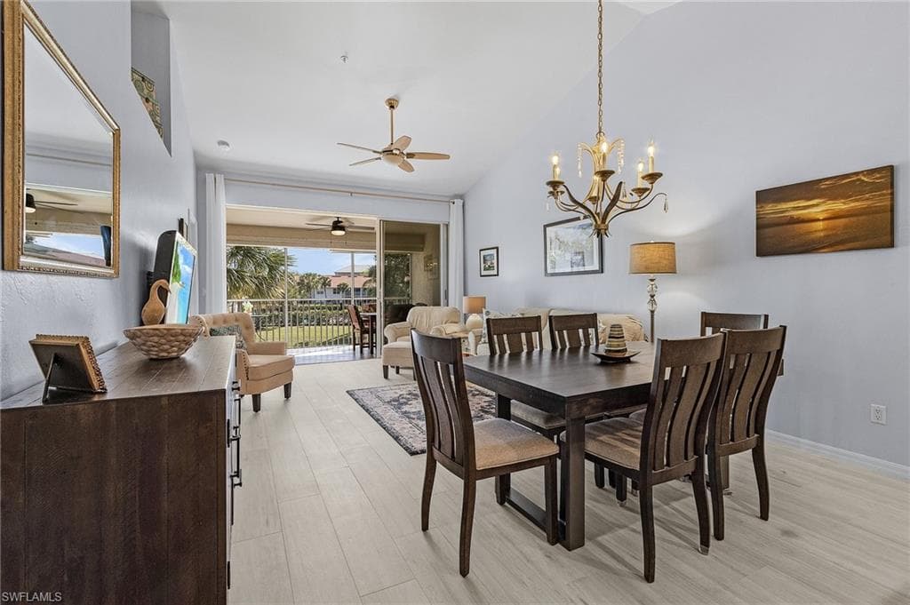 5010 Cedar Springs Dr 202, Naples, FL 34110-8