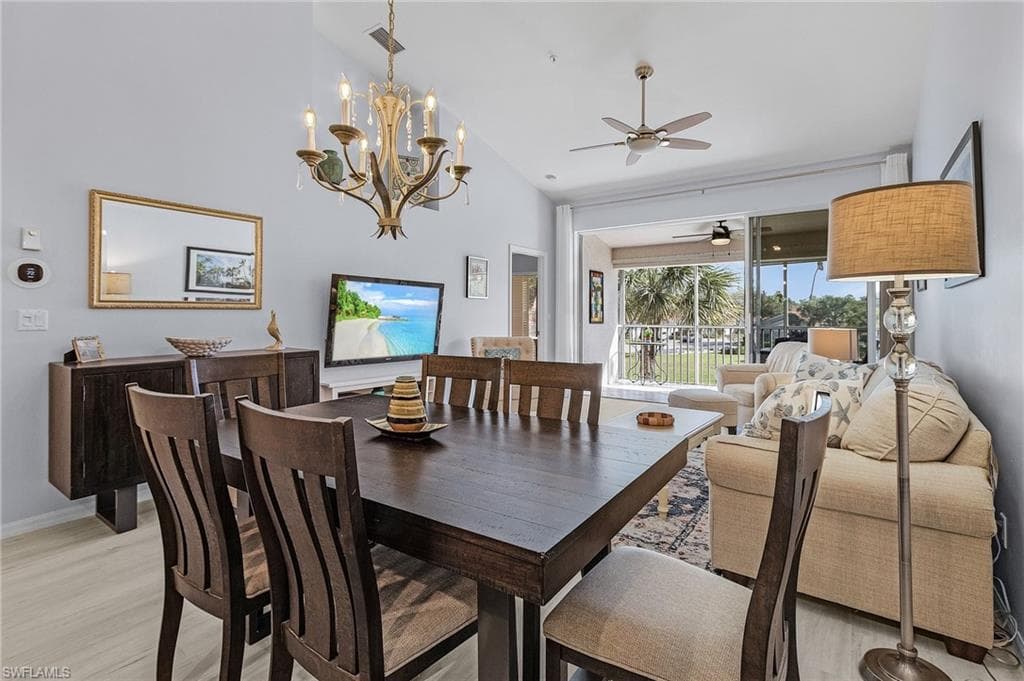 5010 Cedar Springs Dr 202, Naples, FL 34110-9