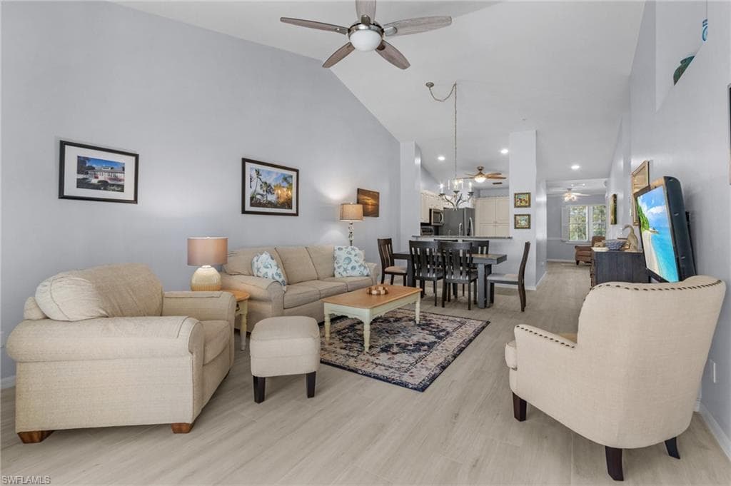 5010 Cedar Springs Dr 202, Naples, FL 34110-11