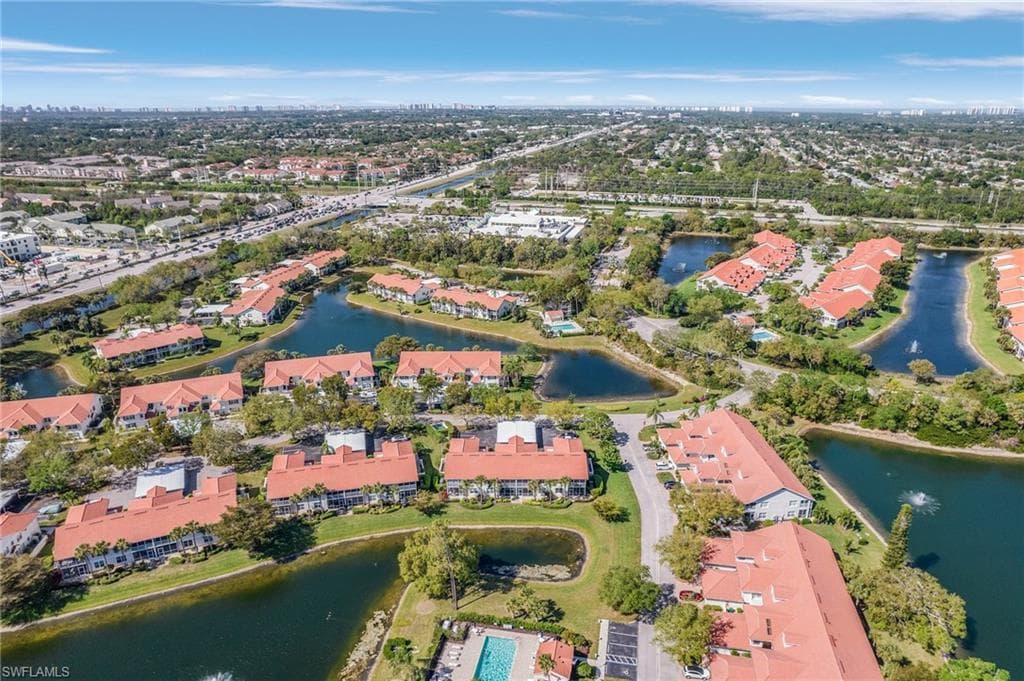 5010 Cedar Springs Dr 202, Naples, FL 34110-23