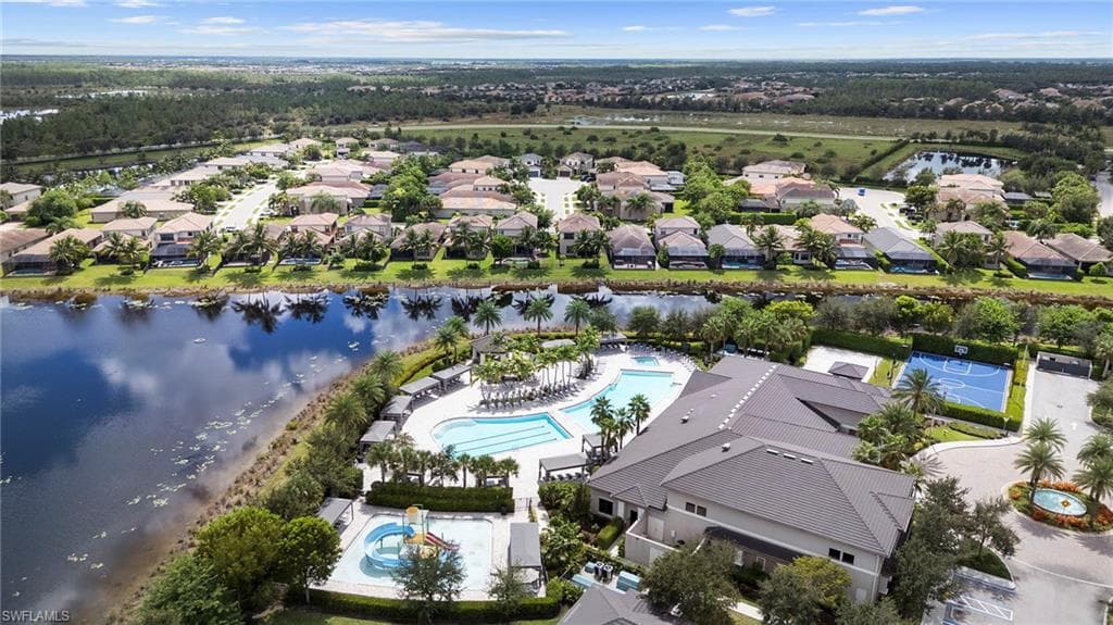 4450 Caldera Cir, Naples, FL 34119-47