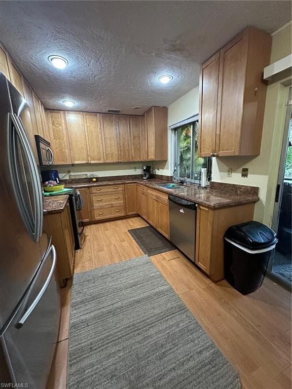 25356 Pinson Dr, Bonita Springs, FL 34135-15