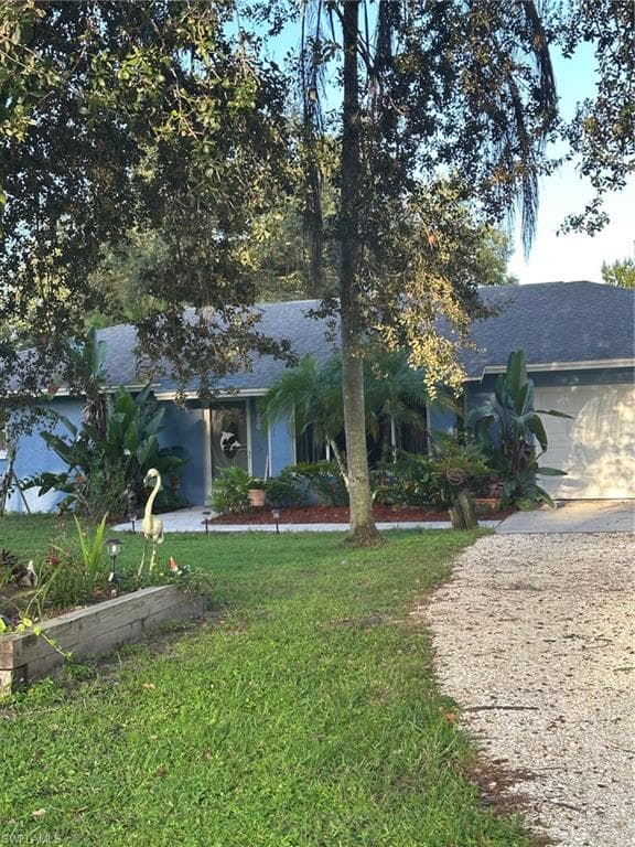 25356 Pinson Dr, Bonita Springs, FL 34135-1