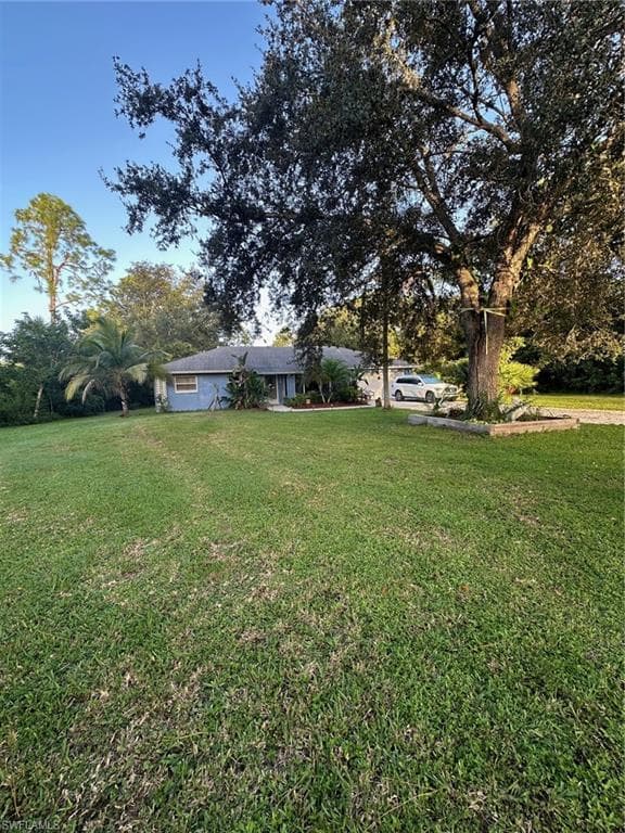 25356 Pinson Dr, Bonita Springs, FL 34135-6