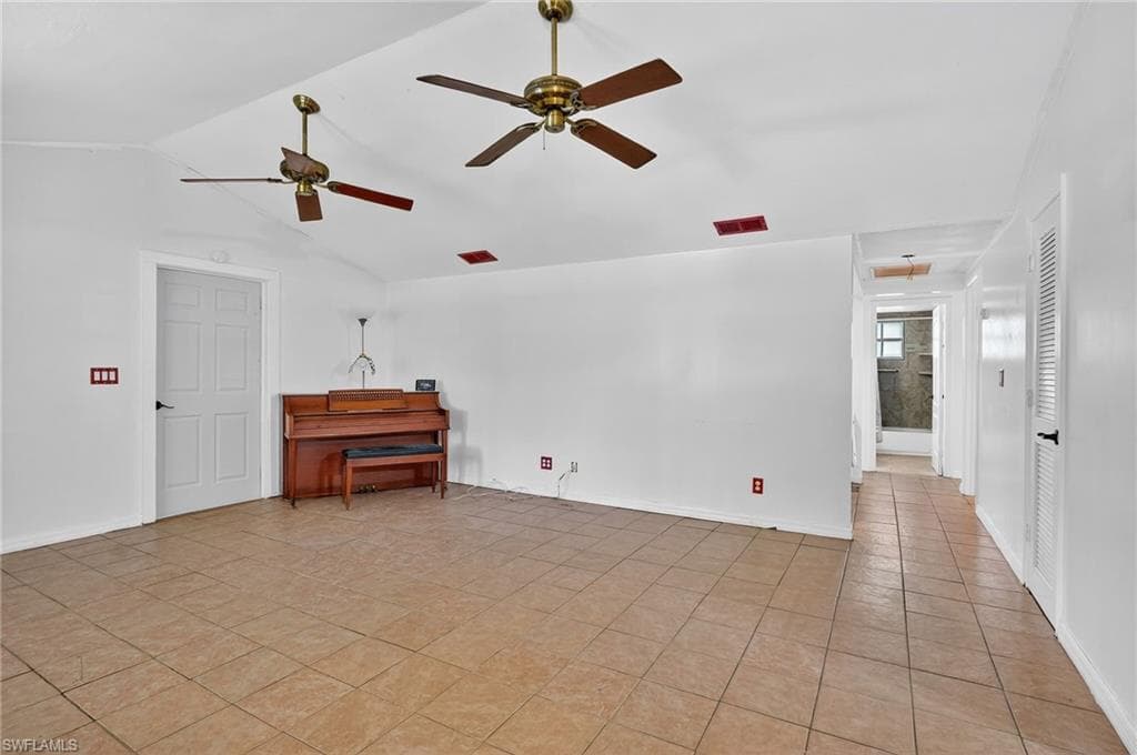 245 Hubbard Ave, North Fort Myers, FL 33917-12
