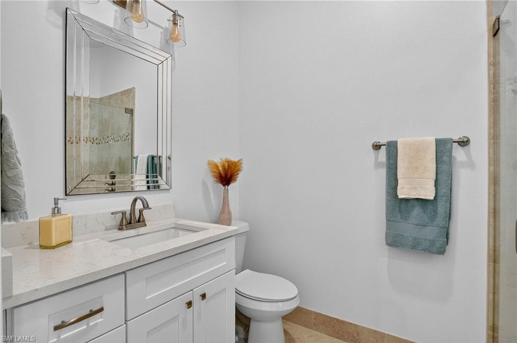 3234 Benicia Ct, Naples, FL 34109-18