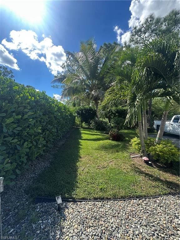 3675 27th Ave NE, Naples, FL 34120-6