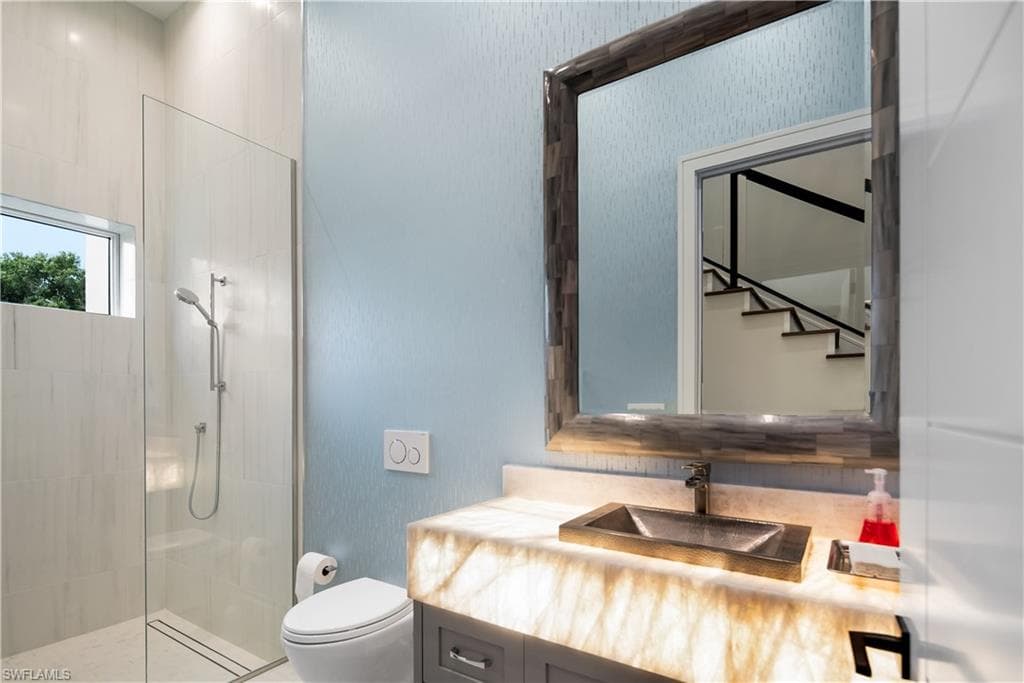 882 Cassena Rd, Naples, FL 34108-17